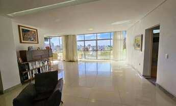 Imagem 7: Casa com 5 quartos (5 suítes) no bairro Sion