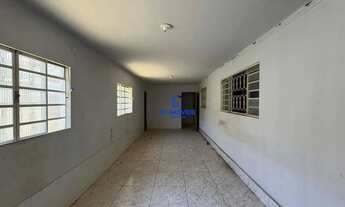 Imagem 3: Imóvel para venda tem 235 metros quadrados com 4 quartos em Setor Três Marias - Goiânia