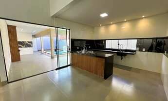 Imagem 6: Casa térrea com 3 suítes plenas, incluindo uma master com closet