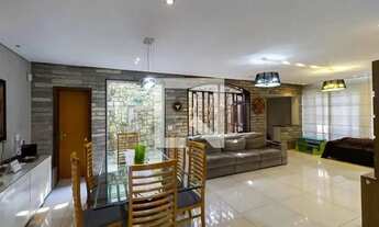 Imagem 5: Casa à Venda - Ouro Preto, 4 Quartos, 241 m2