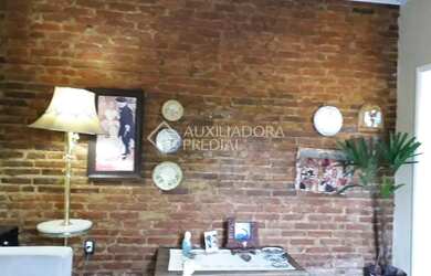 Imagem 7: Casa à venda no bairro Partenon, em Porto Alegre 3 dorm., 1 suíte, com Studio, Garagem 3 c