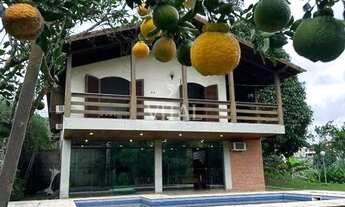 Imagem 2: Paraíso Particular em Jaciguá: Chácara com Área de Lazer Completa e Lagoa