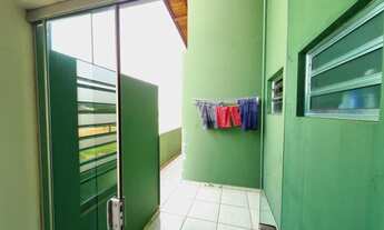 Imagem 3: Casa de condomínio térrea para venda tem 900 metros quadrados com 4 quartos