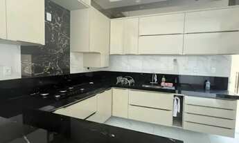 Imagem 5: Casa duplex semimobiliada no Condomínio Jardins da Serra, disponível Venda e Aluguel