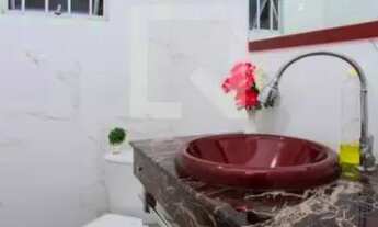 Imagem 7: Casa sobrando Casa com 3 dormitórios