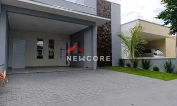 Imagem: Casa de condomínio em Avenida Antonio Francisco