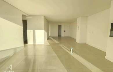 Imagem 5: Apartamento alto padrão para aluguel no Centro - Pelotas/RS