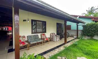 Imagem 2: Casa com Piscina e com 6 quartos