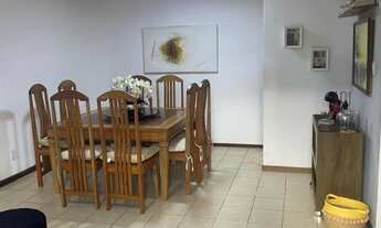 Imagem 3: Casa triplex dentro de condomínio R$450.000