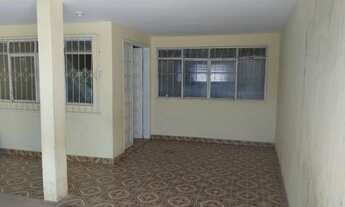 Imagem 7: Aluga-se casa ampla com sobrado