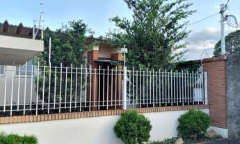 Imagem 3: CASA COM PISCINA EM RUA TRANQUILA & CENTRO ARARAS