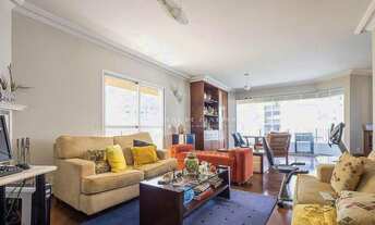 Imagem: Apartamento reformado, andar alto, bem iluminado