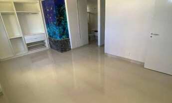 Imagem: Apartamento com 3 Quartos com Closet e Hidromassagem