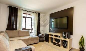 Imagem: Excelente sobrado com ático no bairro Xaxim