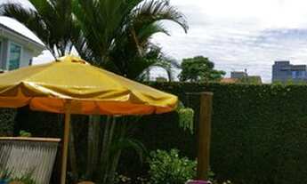 Imagem 5: Casa a venda em Pedra Branca com 200 metros e 3 quartos com muita luz natural e paisagismo