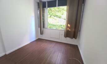 Imagem 7: Sala 1 Dormitório Junto Praia C/ 1 Vaga 40 m² em Copacabana - Rio de Janeiro - RJ