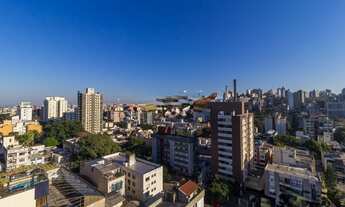 Imagem 3: Apartamento 2 dormitórios bairro Petrópolis Porto Alegre Em andar bem alto vista para Praç