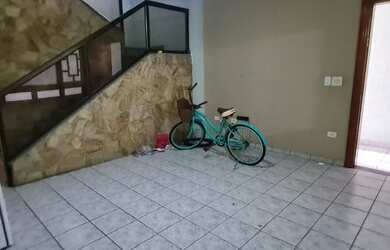 Imagem 3: Sobrado para venda tem 256 metros quadrados com 3 quartos em Guilhermina - Praia Grande