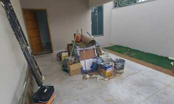 Imagem: Vende-se casa no Residencial Flor de Liz