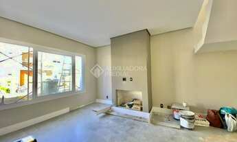 Imagem 3: PORTO ALEGRE - Casa Padrão - Hípica