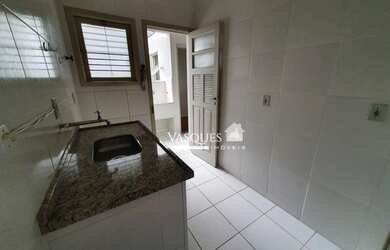 Imagem 7: Apartamento com 2 dormitórios para alugar, 70 m² por R$ 1.620,00/mês - Várzea - Teresópoli