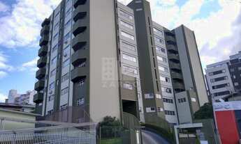 Imagem 3: Excelente apartamento de Quatro quartos no centro de Caçador