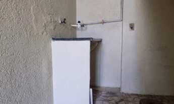 Imagem 7: Ótima casa de 02 quartos, no 1° andar