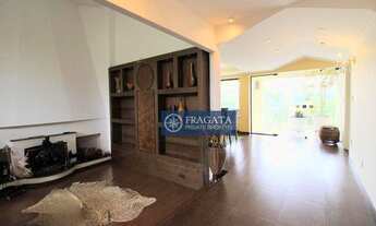 Imagem 7: Casa em condomínio fechado, com 5 suítes, 5 vagas, piscina. 700 m² - venda ou aluguel