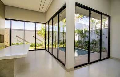 Imagem 6: Alphaville Uberlândia - Casa de condomínio térrea para venda com 4 suítes e piscina