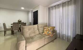 Imagem 3: Sobrado no bairro Pioneiros Catarinenses - Cascavel - PR