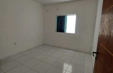 Imagem 4: Casa no Parque das Laranjeiras para Locação / Flores com 3 quartos