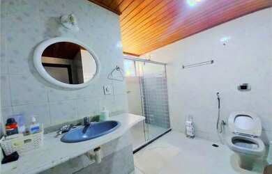 Imagem 13: Apartamento 3/4, cozinha, 3 banheiros, gabinete, área de serviço,1 vaga de garagem solta