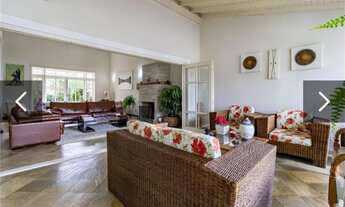 Imagem 6: Casa de condomínio sobrado para aluguel possui 456 metros quadrados com 4 quartos