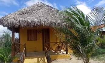 Imagem: Chale na praia peito de moça