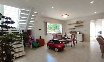 Imagem 5: Casa para Venda em Teresópolis, Jardim Europa, 4 dormitórios, 1 suíte, 3 banheiros, 2 vaga