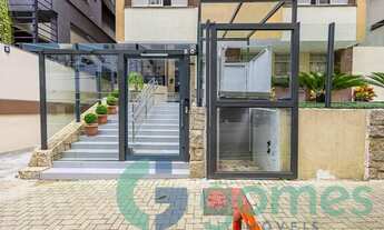 Imagem 2: Apartamento com 3 dormitórios à venda com 164,73m² no Água Verde