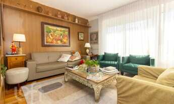 Imagem: Imóvel para venda tem 247 metros quadrados