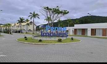 Imagem 4: Sobrado com 2 suítes em condomínio fechado a 250m do mar no Campeche