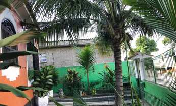 Imagem 2: Casa Térrea + Sobrado para venda tem 360 metros quadrados com 7 quartos