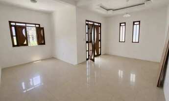 Imagem 2: Casa Duplex, 4 Quartos (1 suíte enorme com varanda), Portaria 24h, Garagem, Área Externa