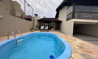 Imagem 6: Casa para venda tem 230 metros quadrados com 3 quartos em Balneário - Florianópolis - SC