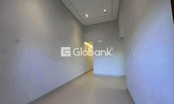 Imagem 2: Casa à venda em Vila Segura com 150m² de área construída, 3 quartos e 2 vagas de garagem