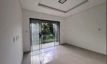 Imagem 7: Luxuoso Sobrado à Venda no Araçatuba Imbituba-SC: 2 Quartos, 2 Suítes, 1 Salas, 3 Banheiro