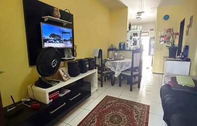 Imagem 6: Vende de Casa Enorme com 3 Quantos 2 Garagem na Lagoa Redonda - Mais informações