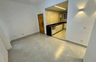 Imagem 2: Imóvel para venda com 72 metros quadrados com 2 quartos em Botafogo - Rio de Janeiro - RJ