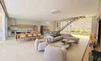 Imagem 6: Casa a venda finamente mobiliada e decorada, com 5 Suítes, pronta para morar na Praia Brav