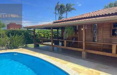 Imagem: Casa térrea próximo à praia do Campeche