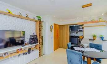 Imagem 5: Imóvel para venda possui 66 metros quadrados com 2 quartos em Menino Deus - Porto Alegre