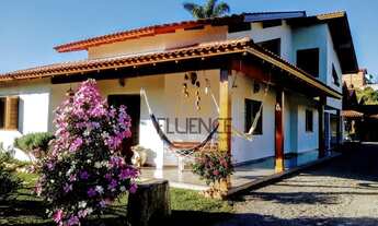 Imagem: Casa à venda, 7 quartos, 2 suítes, 4 vagas