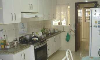 Imagem 6: SOBRADO com 4 dormitórios à venda com 279m² por R$ 1.200.000,00 no bairro Hugo Lange - CUR